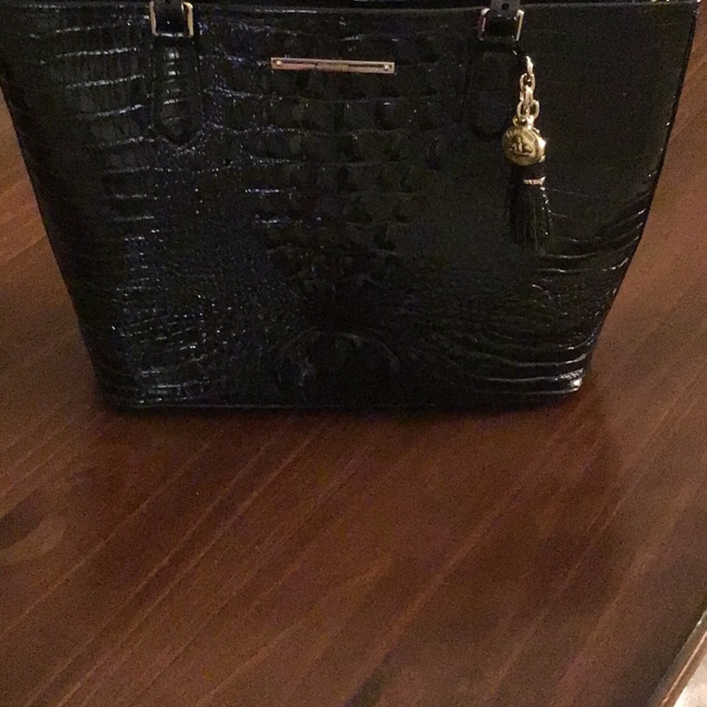 Elegant Black Crocodile-Embossed Tote Bag